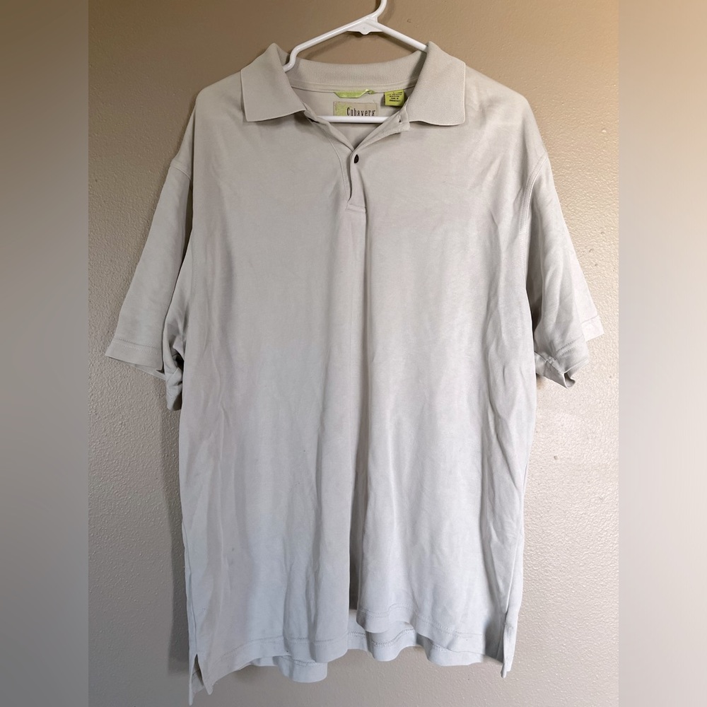 Chunavera short sleeve polo with button neck. Men’s size Large
